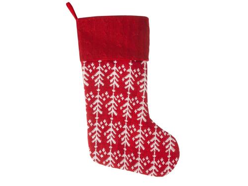 Vianočná dekorácia - Pletená červená ponožka s bielymi stromčekmi